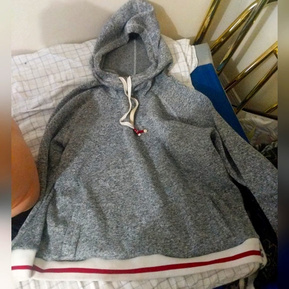 Cozy Grey Sweater - Picture 1 of 1